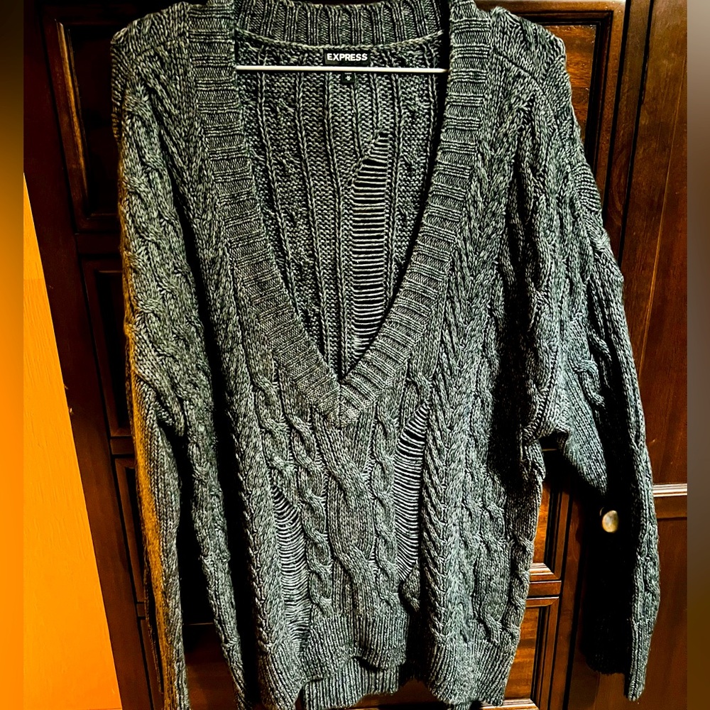 Express loose cable knit style sweater, deep v-neck, dark gray, size medium